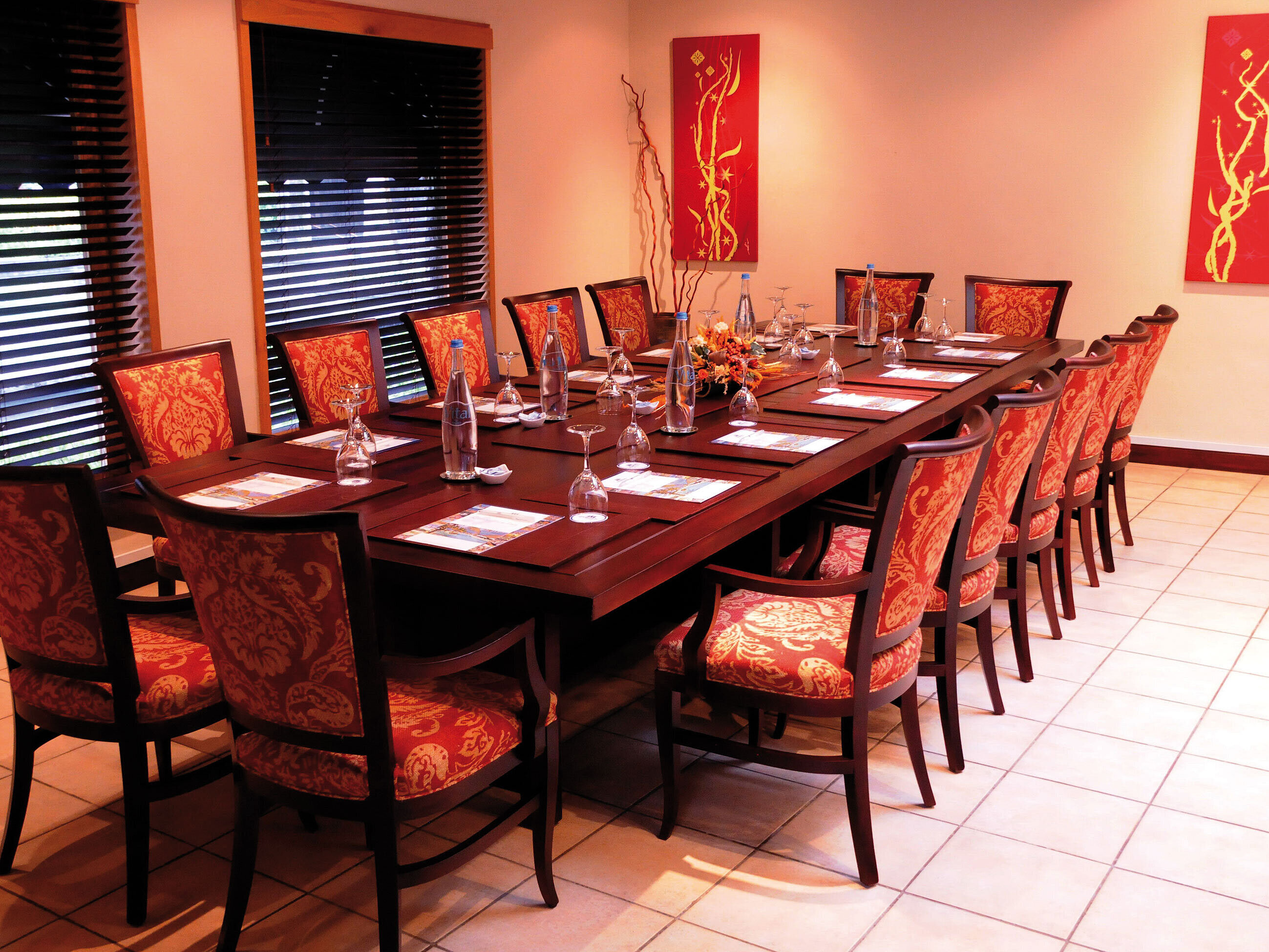 Tagungsraum Balaclava Moderner Tagungsraum mit Konferenztisch im Maritim Hotel Mauritius