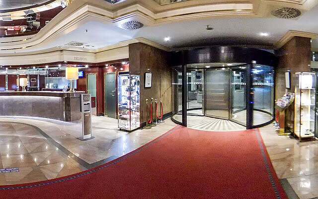 Lobby Lobby