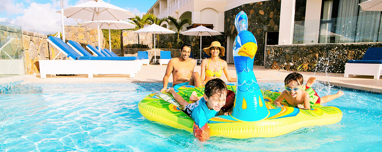 Pool Mauritius mit Kindern: Familienurlaub am Traumstrand