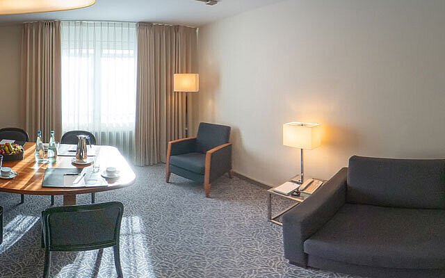 Suite Suite