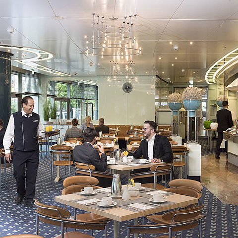 Restaurant "Ambiente" mit Front Cooking | Maritim Hotel Frankfurt